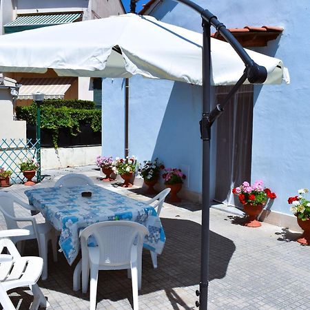 فيلا Villino La Perla Azzurra- مارينا دي بيزا المظهر الخارجي الصورة